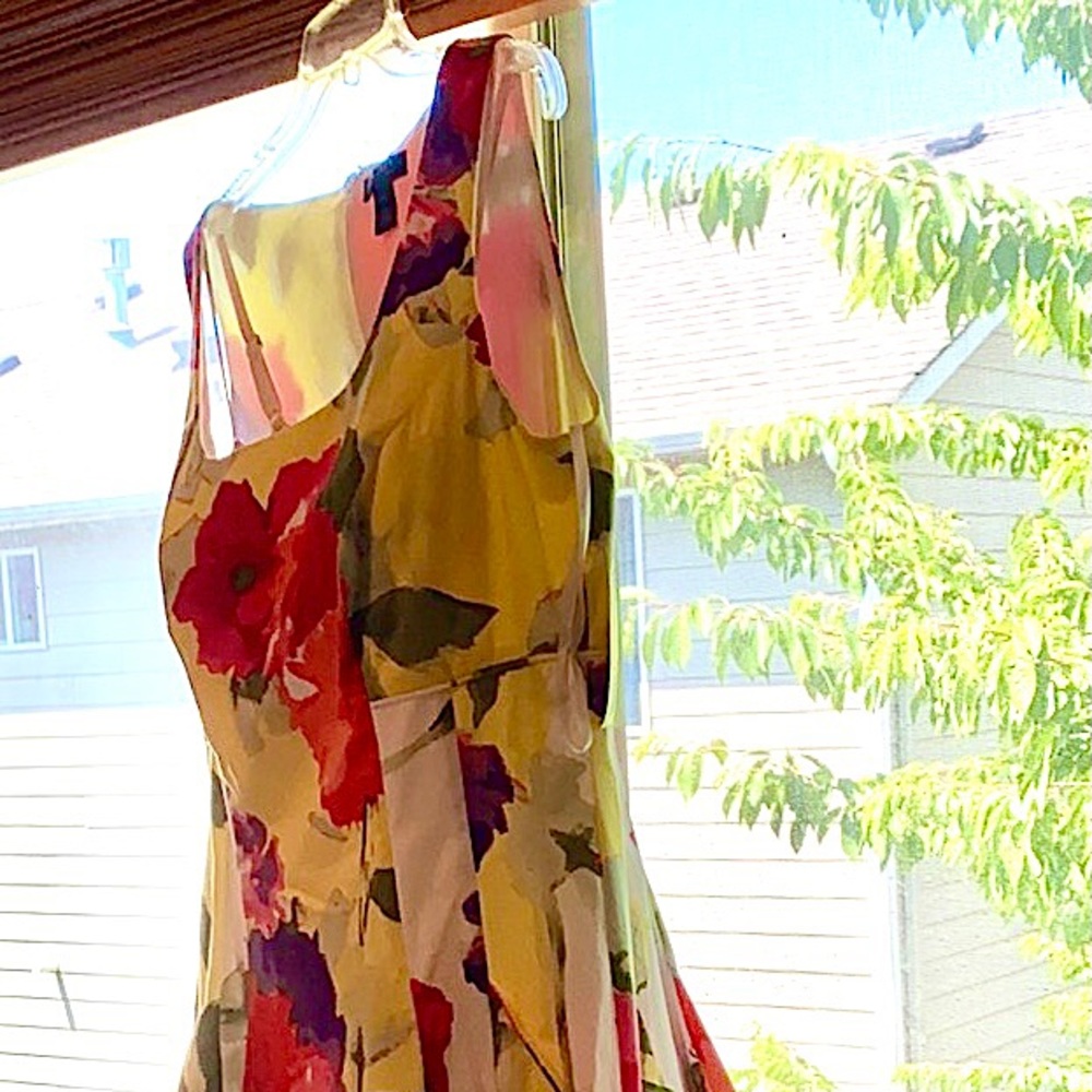 Summer dress by Ralph Lauren.